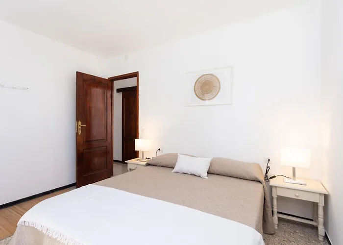 Apartment Home2book Bright Stadium Apartment, Cruz