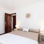 Apartamento Home2book Bright Stadium Apartment, Cruz