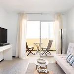 Apartamento Home2book Bright Stadium Apartment, Cruz *