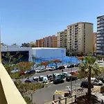 Home2book Bright Stadium Apartment, Cruz