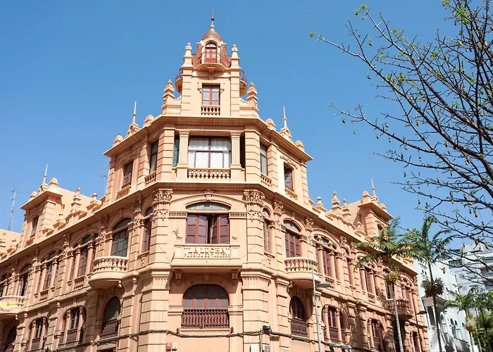 Home2book Bright Stadium Apartment, Cruz アパート サンタクルスデテネリフェ