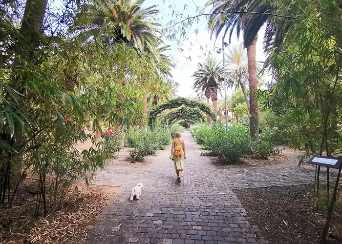 アパート Home2book Bright Stadium Apartment, Cruz *