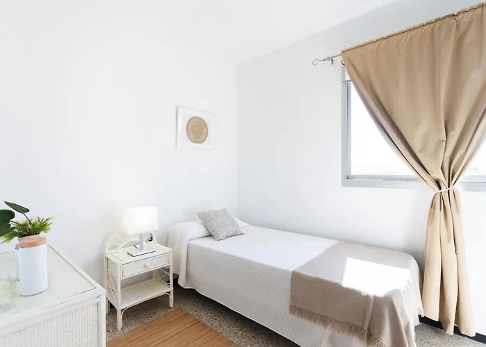 Home2book Bright Stadium Apartment, Cruz * サンタクルスデテネリフェ