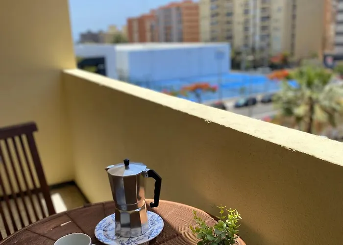 Home2book Bright Stadium Apartment, Cruz